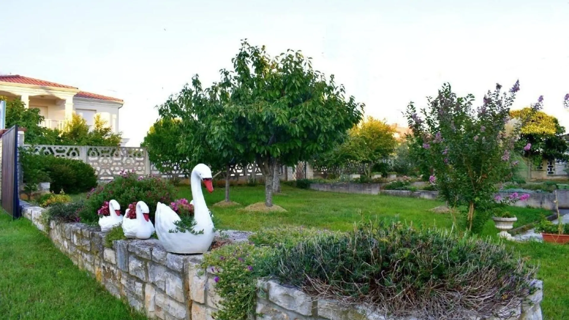 Ferienwohnung In Zambratija Mit Grill, Terrasse Und Garten Und Meerblick 0*, Zambratija (Istria)
